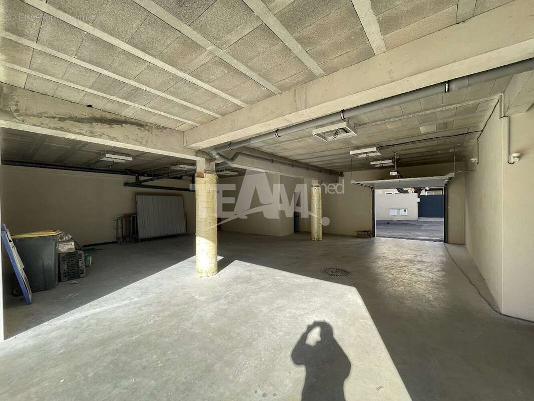 RARE Appartement Type 4 avec parking quartier Corniche Prestation haute de gamme - photo 10