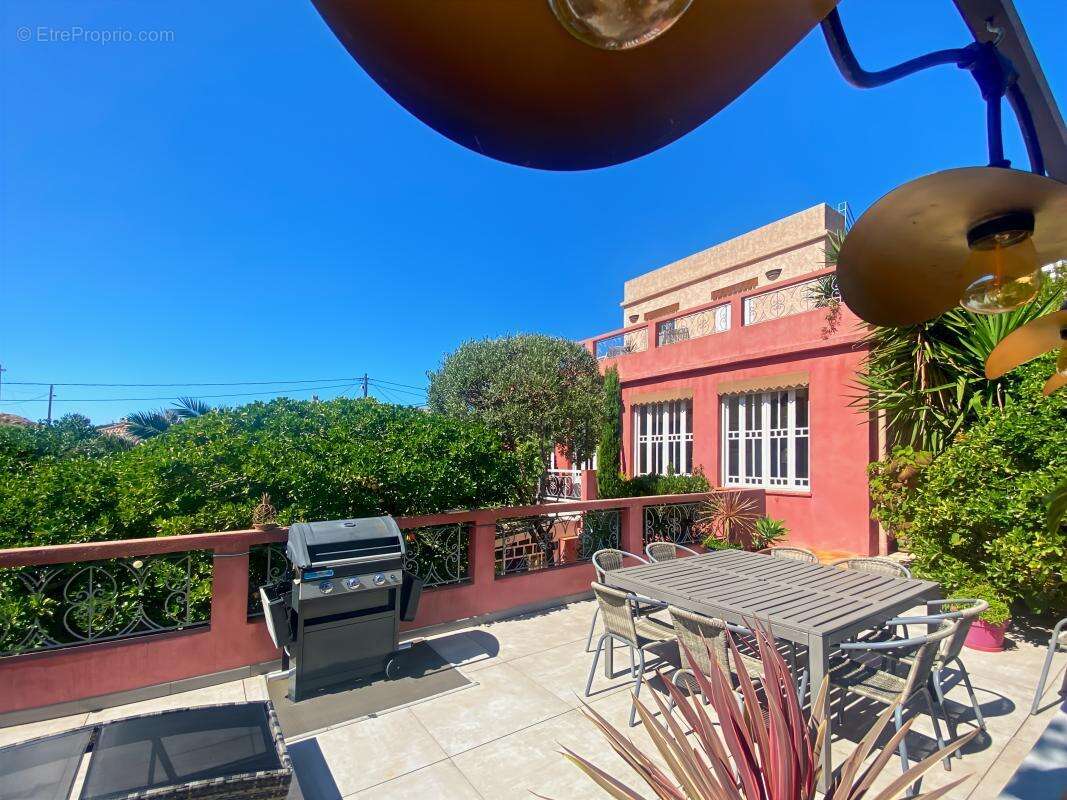 Maison à MARSEILLE-8E