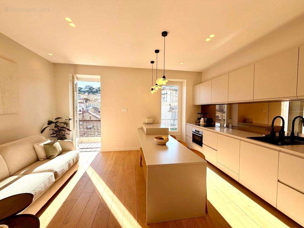 Appartement à NICE