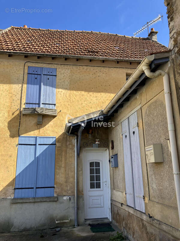 Maison à LUZANCY