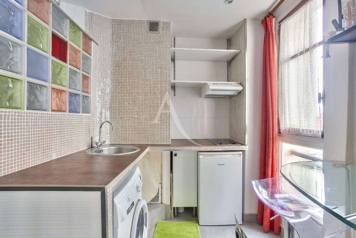 Appartement à PARIS-7E