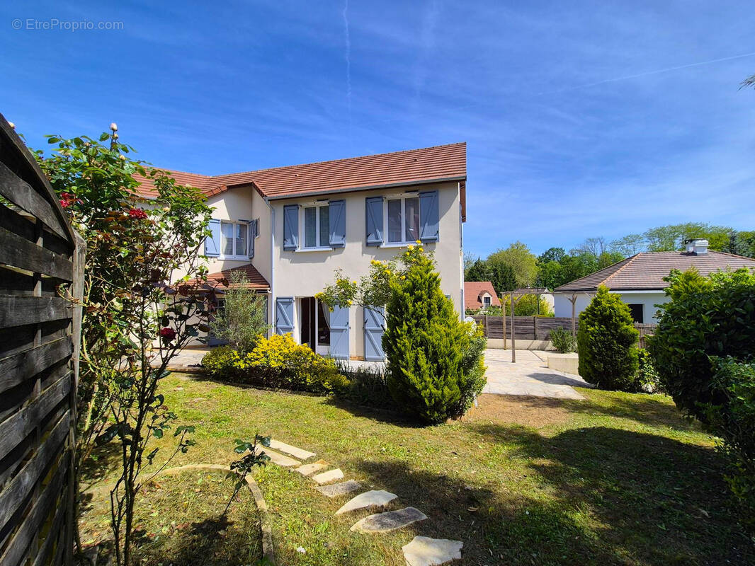 Maison à JOUY-EN-JOSAS