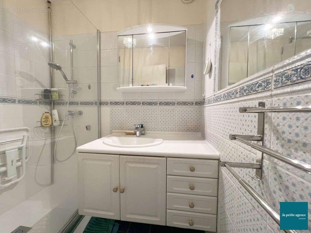 Appartement 85 m² à Caen  - photo 6