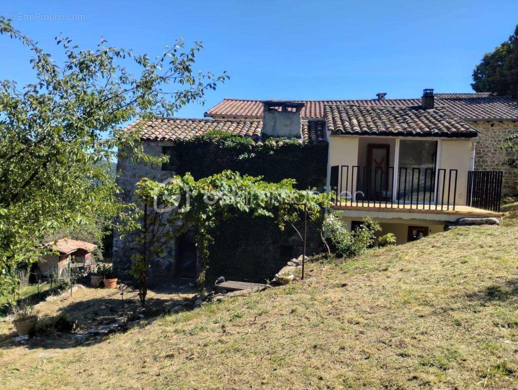 Maison de caractère avec vue exeptionnelle - Saint-Pierre-de-Colombier (Ardèche) - photo 7
