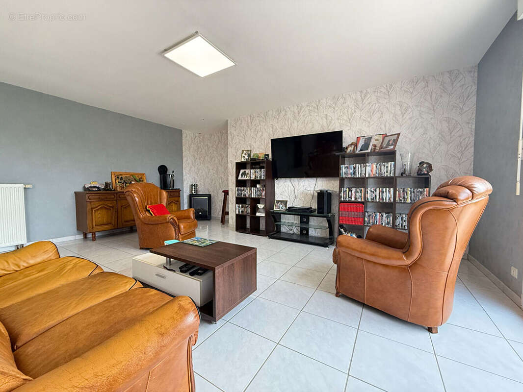 Maison à ATTILLONCOURT