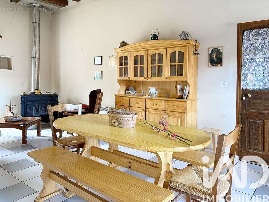 Photo 3 - Maison à MEZILLES