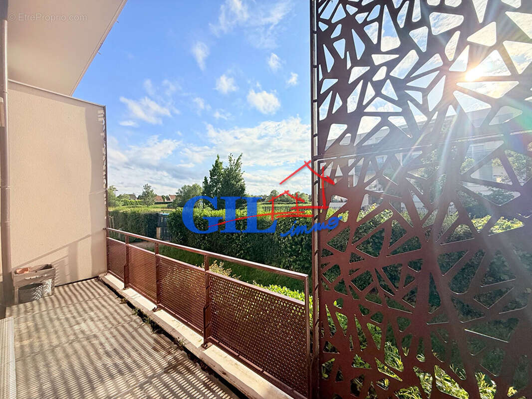 Appartement à MOISSY-CRAMAYEL