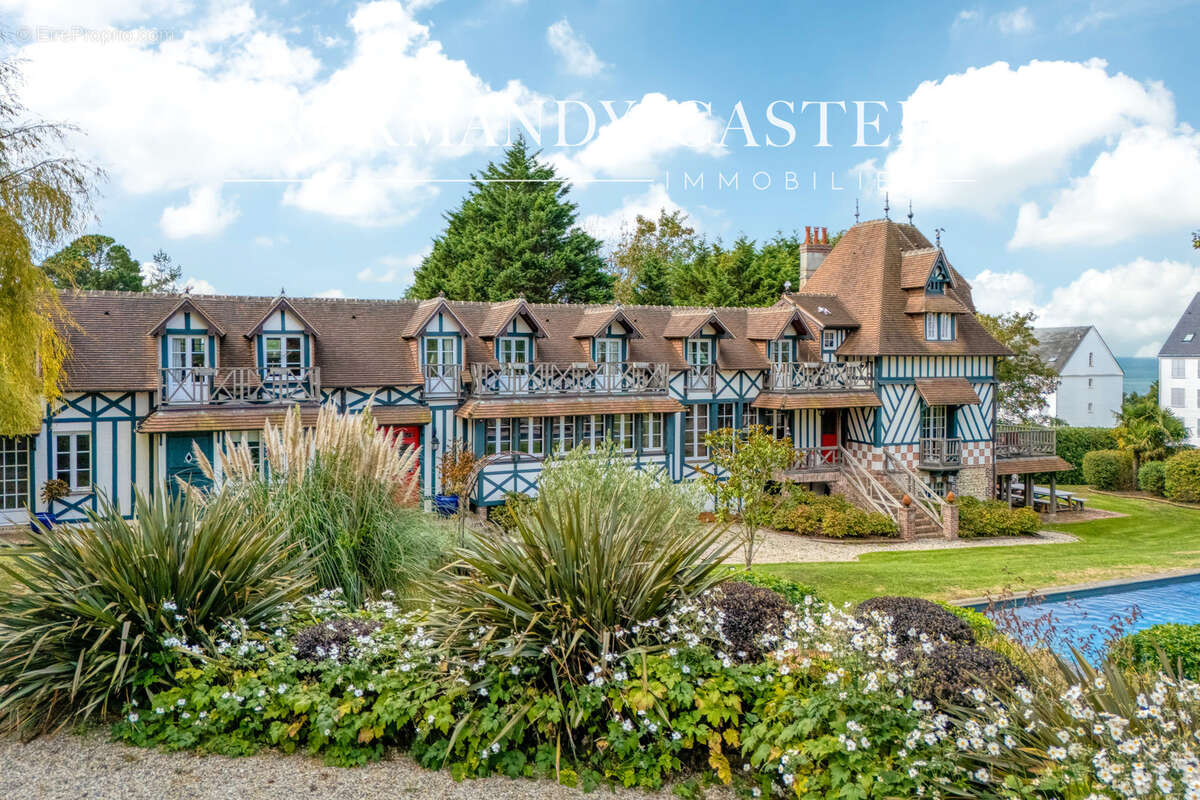Maison à TROUVILLE-SUR-MER