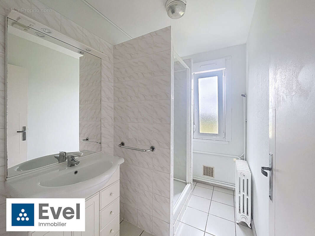 Maison à RECHICOURT-LE-CHATEAU