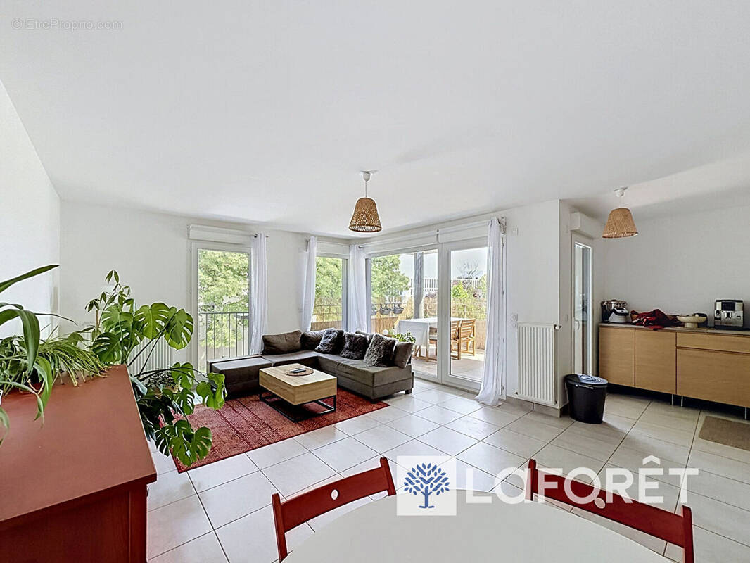 Appartement à CHAMPAGNE-AU-MONT-D'OR