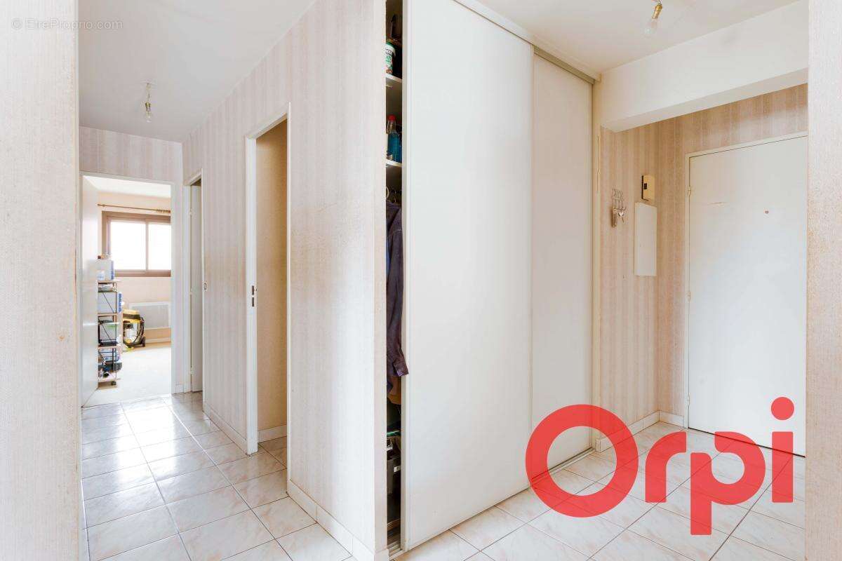 Appartement à LIVRY-GARGAN