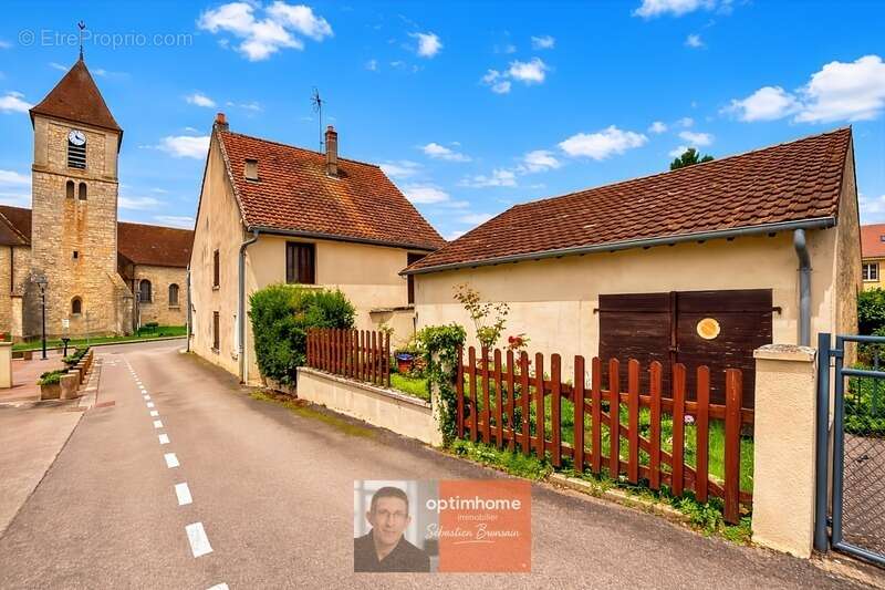 Maison à CHOISEY