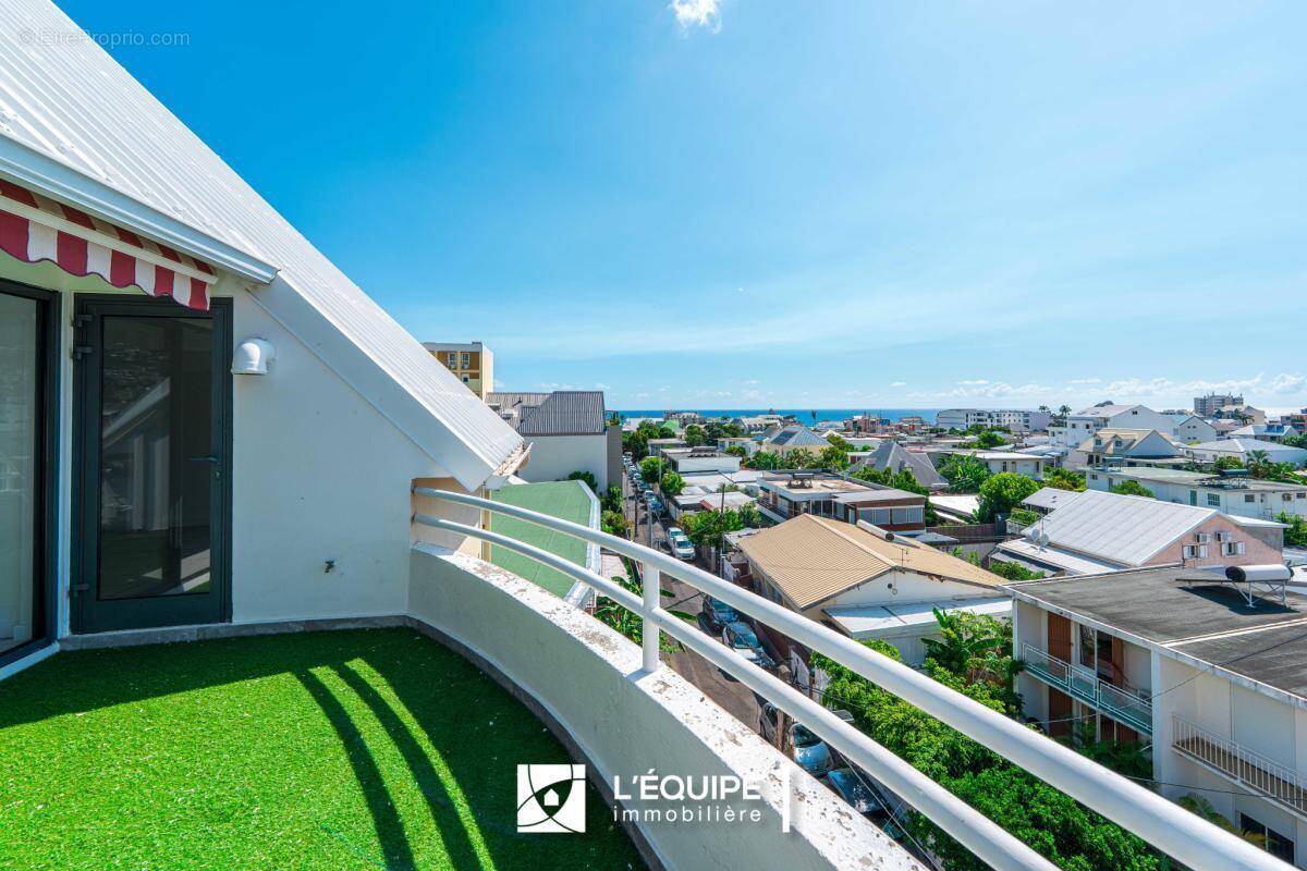 Appartement à SAINT-DENIS