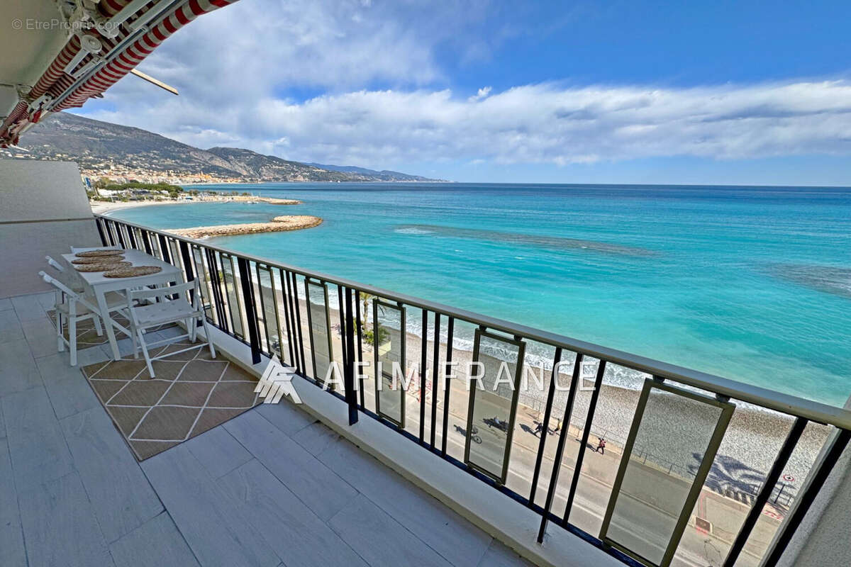 Appartement à ROQUEBRUNE-CAP-MARTIN
