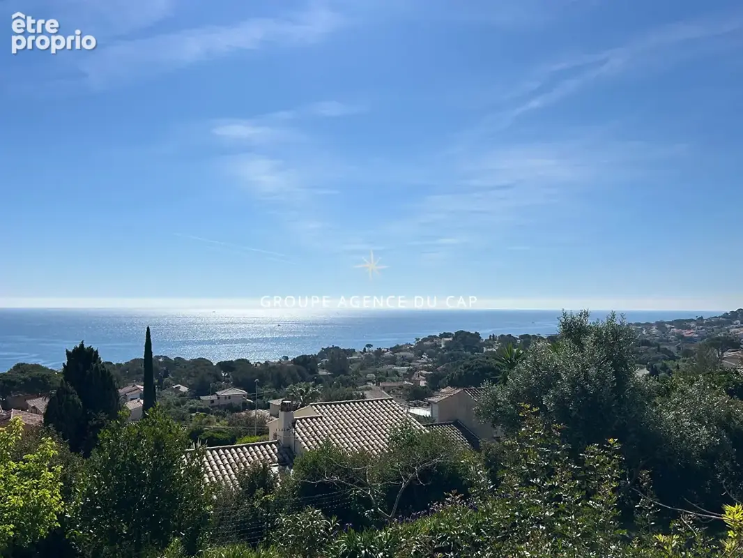 Sous compromis - villa de charme de 160m² avec vue mer 4 chambres aux issambres - photo 2