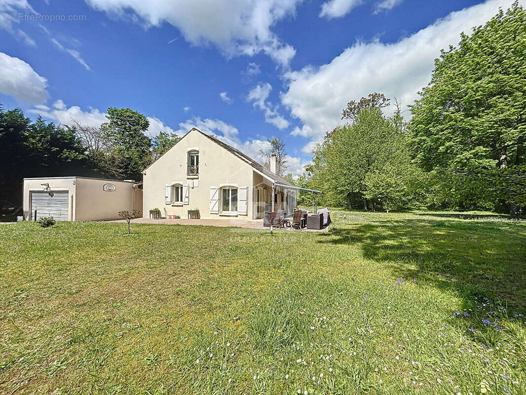 Maison à ASNIERES-SUR-OISE