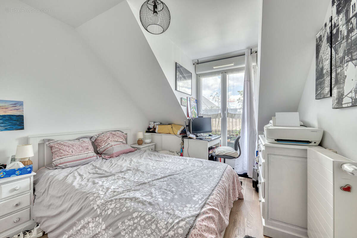 Appartement à LE PERREUX-SUR-MARNE