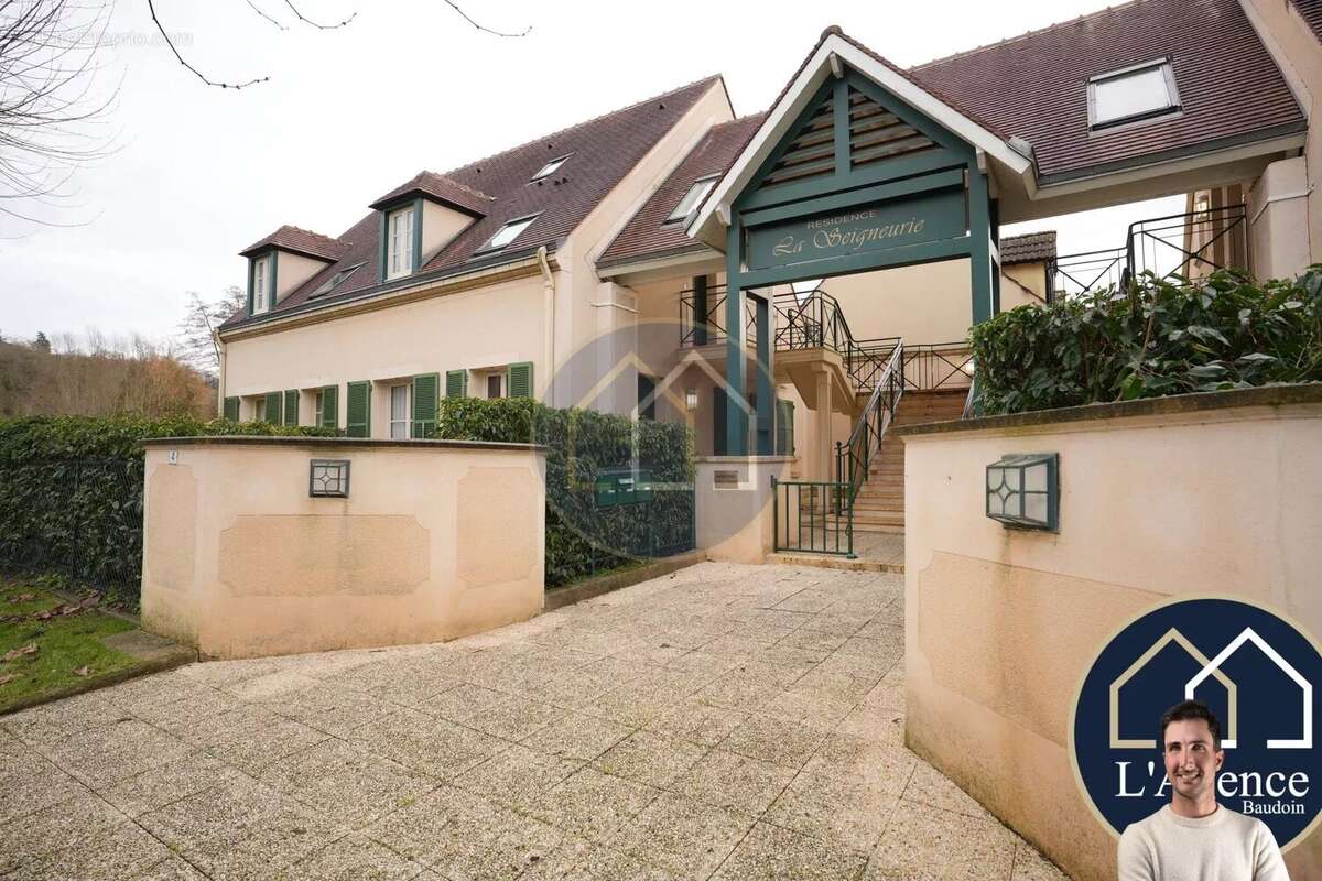 Appartement à EPERNON