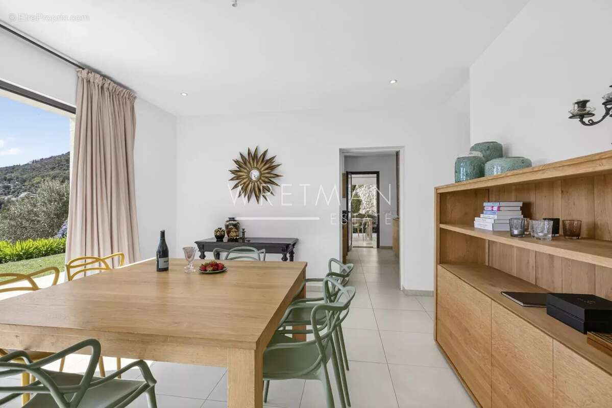 Villa moderne de 4 chambres avec grande piscine et vue spectaculaire – Cabris - photo 12