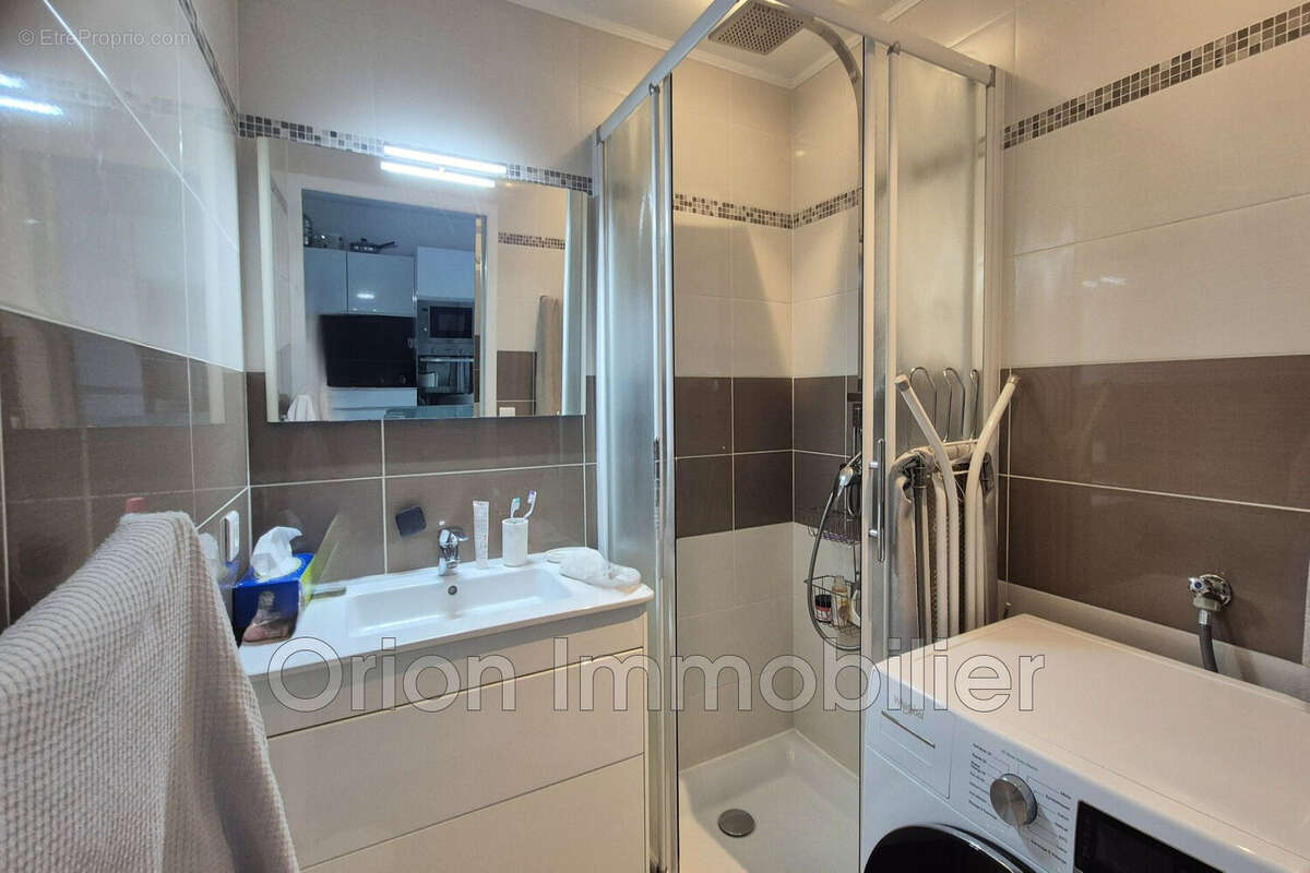 Appartement à MANDELIEU-LA-NAPOULE