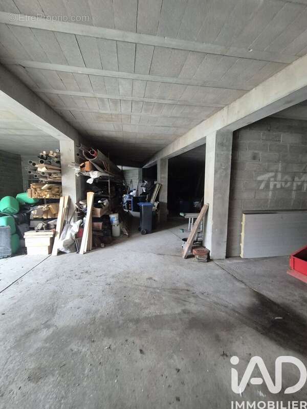 Photo 4 - Parking à LIZY-SUR-OURCQ