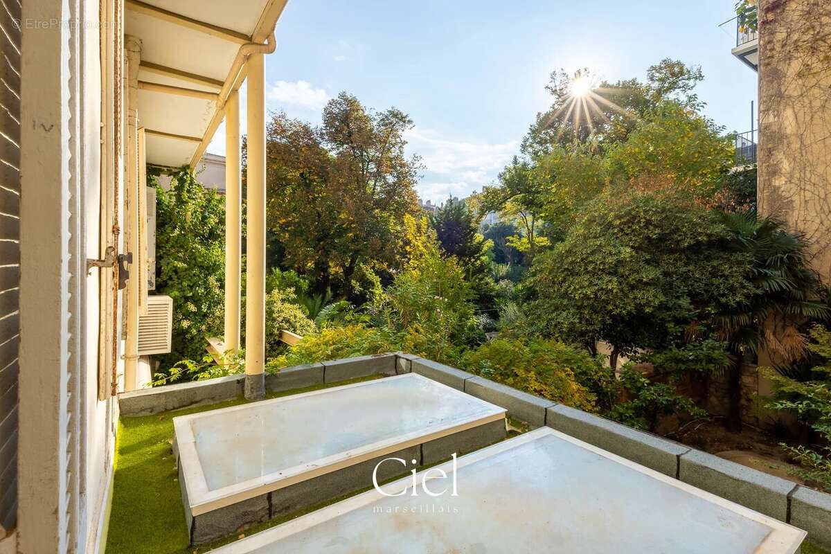 Appartement à MARSEILLE-8E