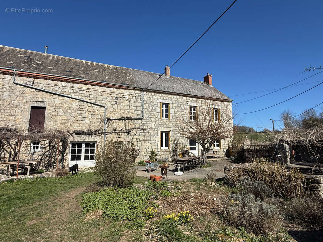 Maison à CHARENSAT