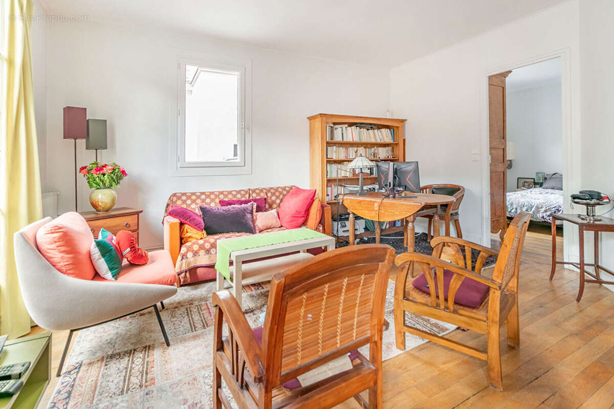 Appartement à PARIS-12E