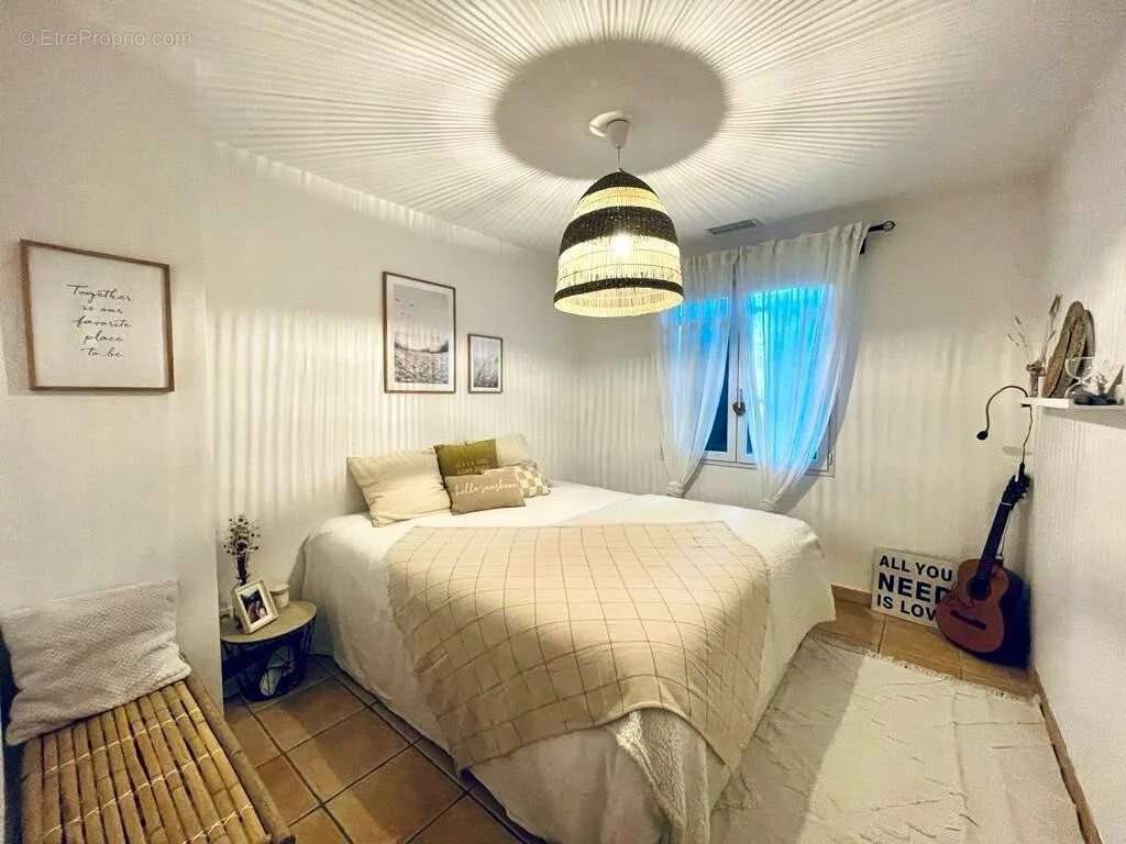 Maison à BELLEGARDE