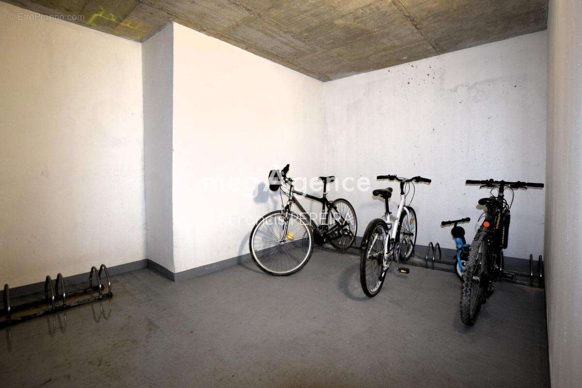 Appartement à VERNEUIL-SUR-SEINE