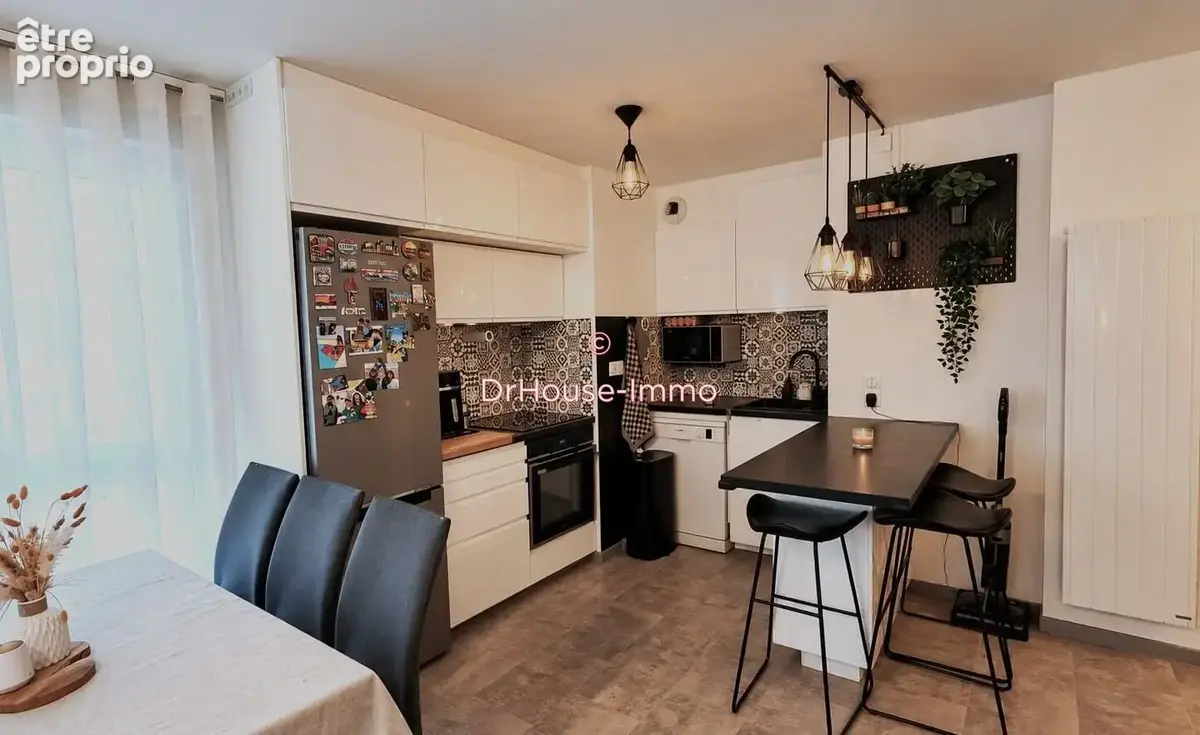 Appartement 3 pièces 65 m² à vendre à Louvres (95380) - photo 3