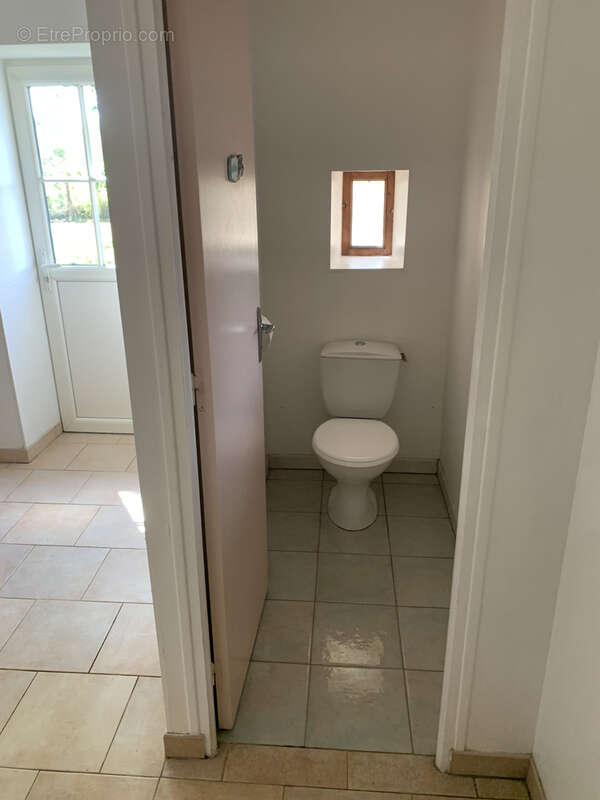 Maison à AMBRIERES-LES-VALLEES