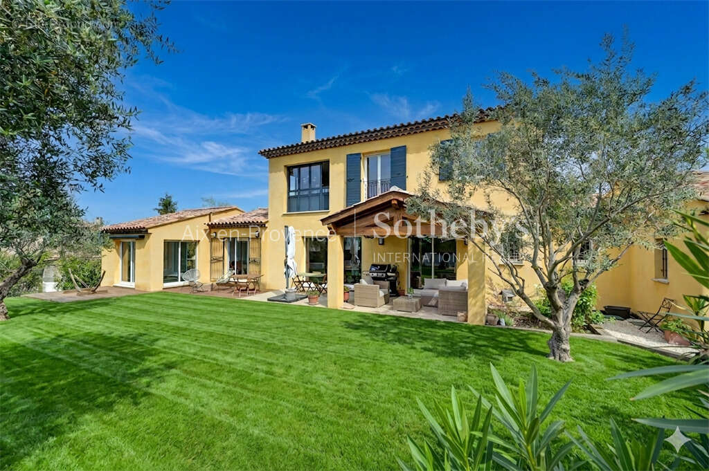 Villa familiale secteur prisé et résidentiel - photo 2