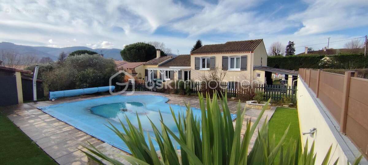 Maison à PAYRIN-AUGMONTEL