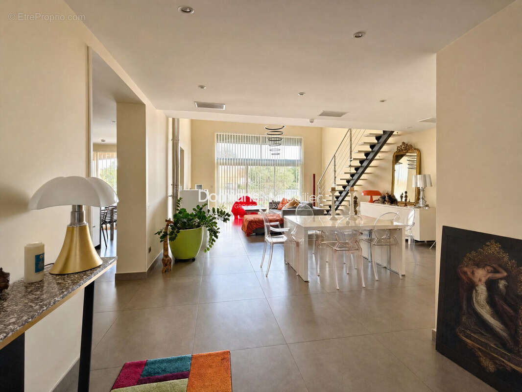 Maison 212 m² à Saint-Jean-Lasseille  - photo 5