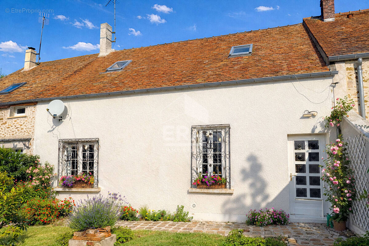 Maison à FONTENAILLES