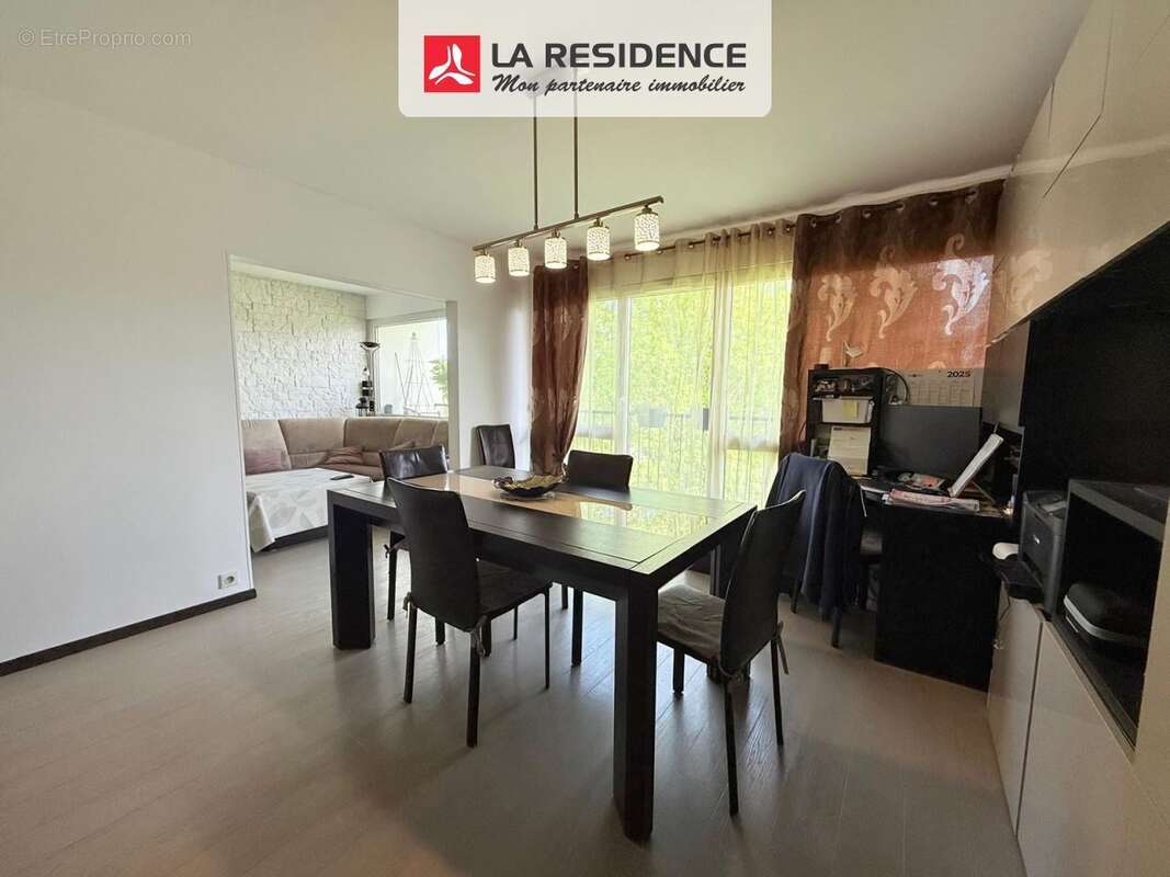 Appartement 77 m² à Velizy-Villacoublay  - photo 7