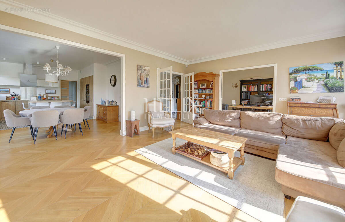 Maison à LE VESINET