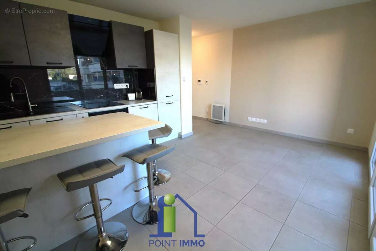 Appartement à MARSEILLE-13E
