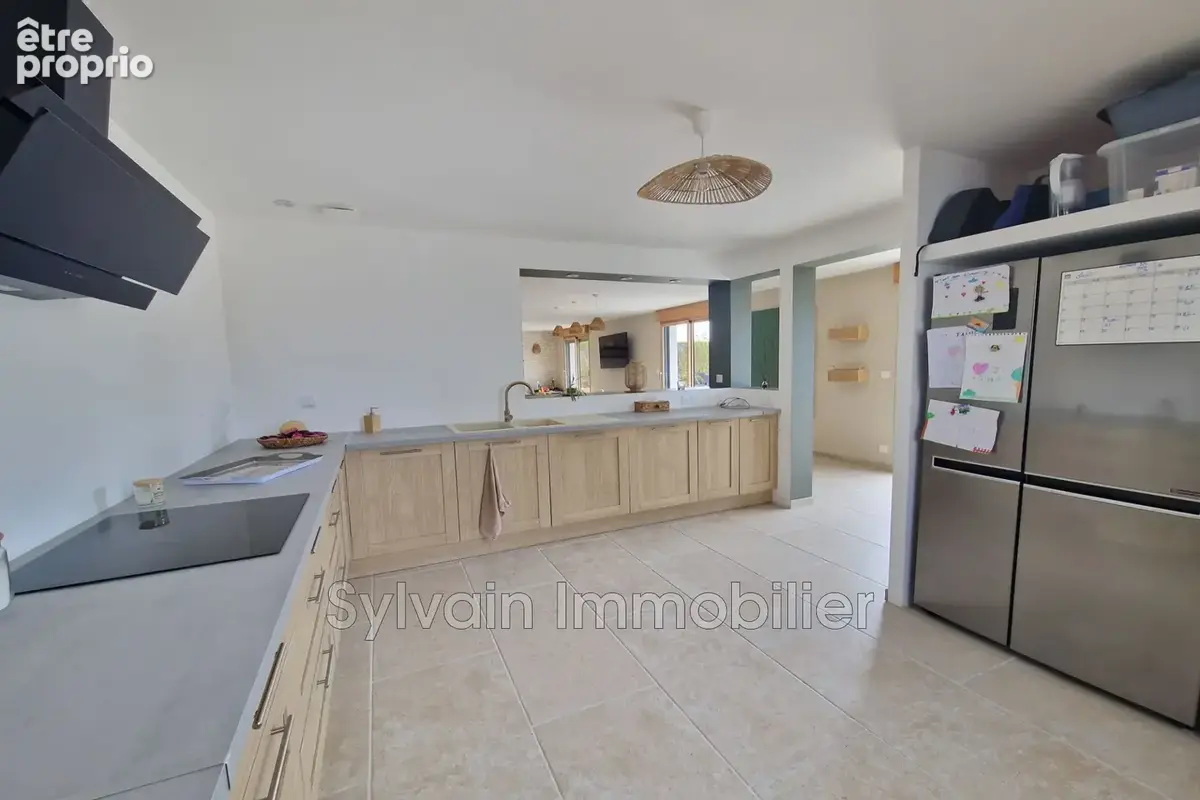 Maison 130 m² à Gournay-En-Bray  - photo 2