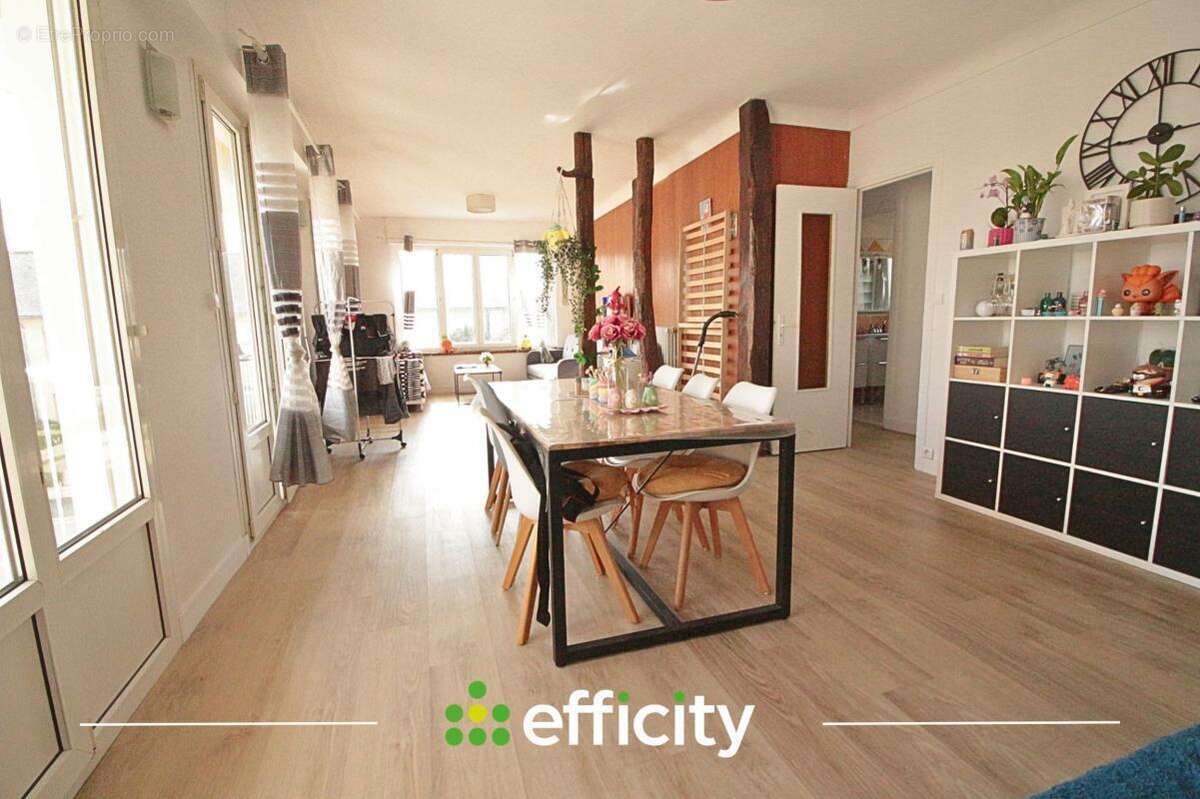 Appartement 587 m² à Colombelles  - photo 2