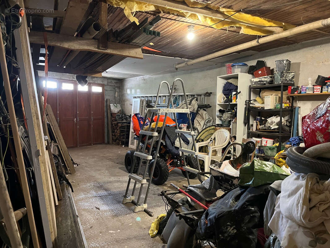 Maison à COUSSAC-BONNEVAL