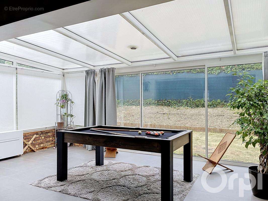 MAISON 7 pièces 147m2 à Longjumeau (Balizy) - photo 8