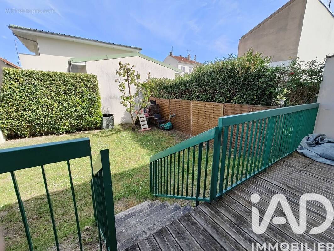 Photo 1 - Maison à GENNEVILLIERS