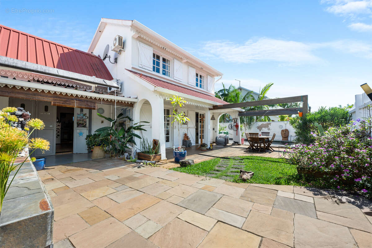 Maison à SAINTE-MARIE