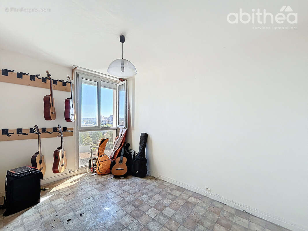 Appartement à THIAIS