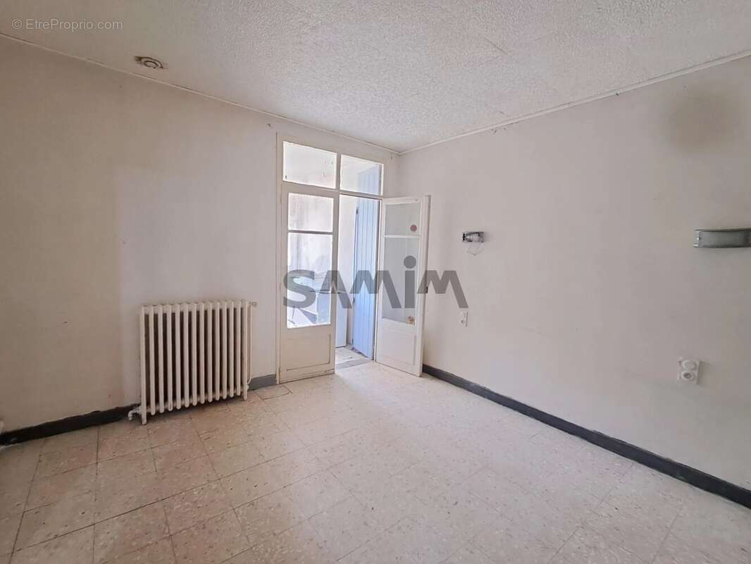 À vendre à Saint-Hippolyte-Du-Fort : maison de village avec - photo 9