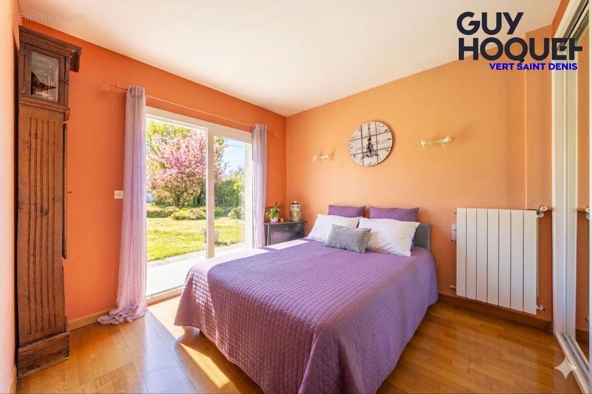 Maison à VERT-SAINT-DENIS