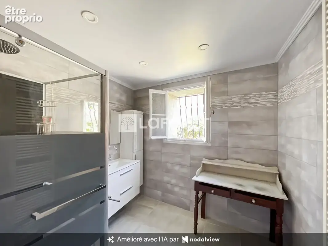 Maison de village avec jardin intimiste et beau potentiel - Labourgade - 129m2 - photo 7