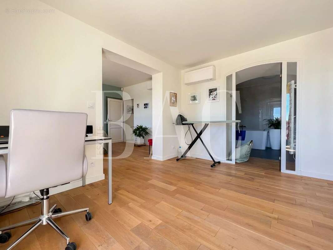 Maison à SAINT-RAPHAEL